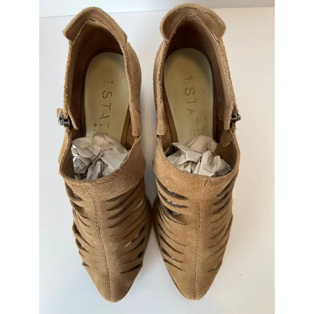 1.STATE Size 7.5 Arnet Tan Suede Strappy Laser Cutout Block Heel Booties